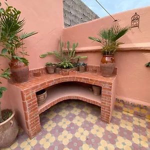 Riad Dar Sarah-mouassine-marrakech, Authentique Idealement Situe